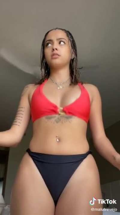 Malu would be so sexy as a real bellydancer