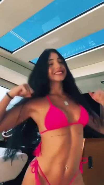 Leticia Castro