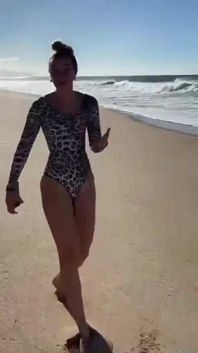 beach tumbling