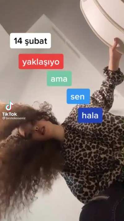 İlk defa bir tiktok videosunda &uuml;z&uuml;ld&uuml;m