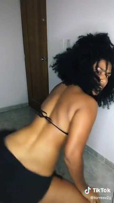 Colombian Baddie