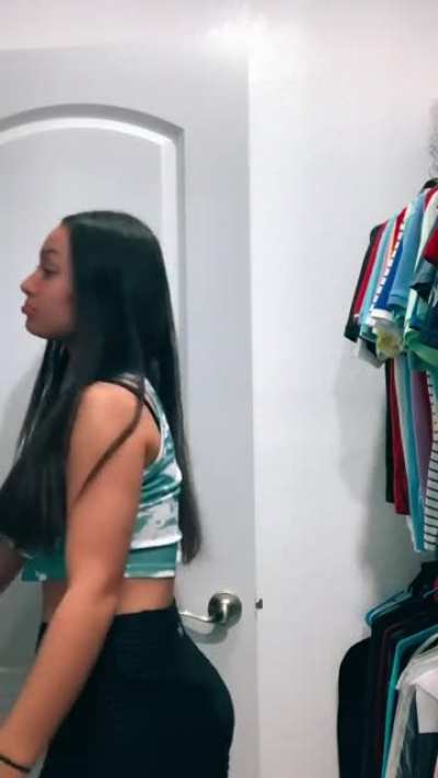 🍑👀