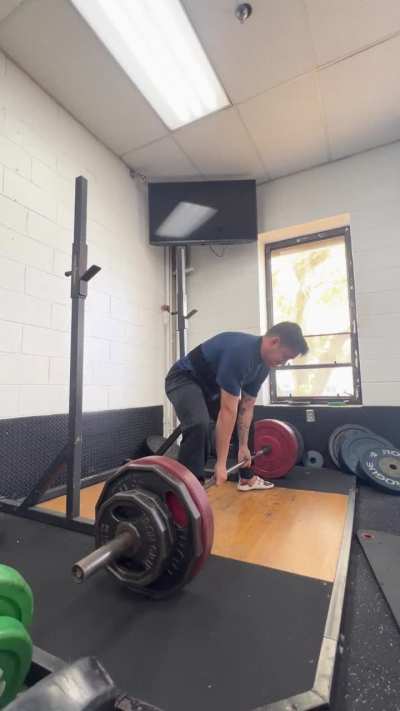 Pause sumo 325x2 rpe 6