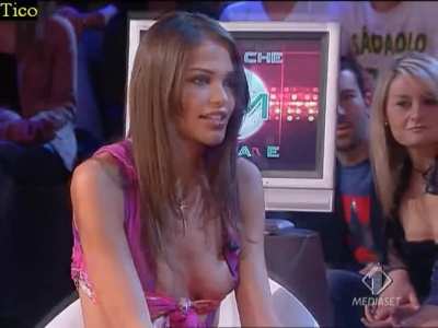 Talkshow nipslip
