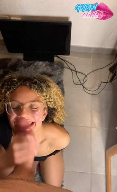 Omg, cum on my glasses