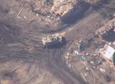 Ukrainian M1A1 SA &ldquo;Abrams&rdquo; through the lens of a Russian drone.
