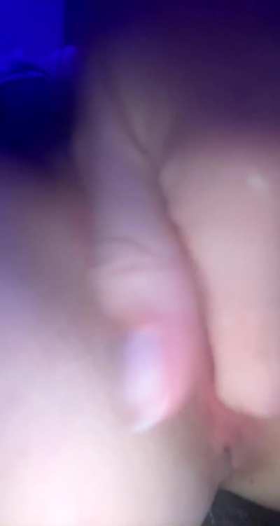 21 [F4M] Every like gets Nude sexy vid im so horny fast 🥵 S.C <> itsskadynce