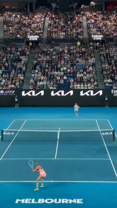 Iga's match point