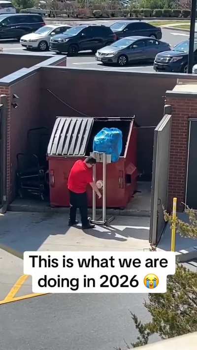 A Chick fil A employee using a mechanical lift to throw away a single trash bag just sparked a massive culture war