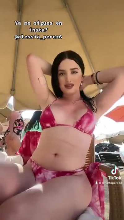 Ts Renata P&eacute;rez (Alessia Galv&aacute;n)