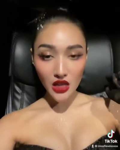 Sachzna Laparan