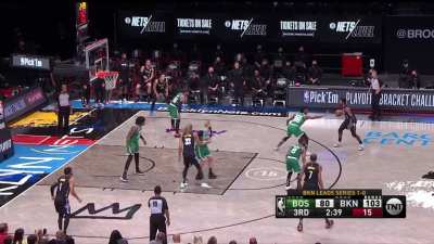 [Highlight] Kyrie with the behind the back dribble into the spin, hangs and hits