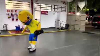 EU TO CABLOCLIZADO