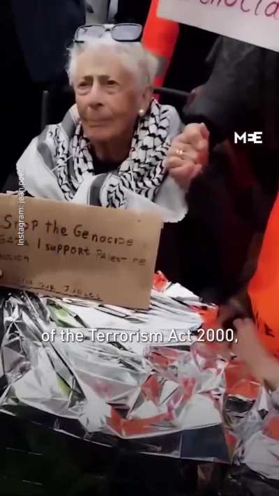 British police arrested Margaret Owen, a 94-year-old Jewish human rights barrister, in Liverpool on Sunday for holding up a sign expressing opposition to Israel&rsquo;s genocide in Gaza and support for the direct action group Palestine Action