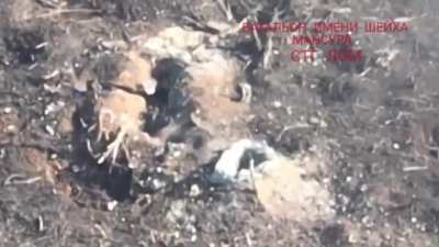 How a soldier of the special tactical group LOM (Sheikh Mansur Battalion) eliminate Russian soldiers 1 vs 3 in the Bakhmut direction. Extended version of previously seen CQC video