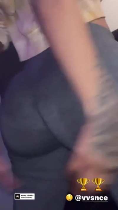 😍