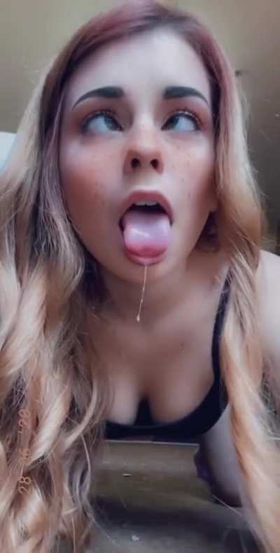 Fuck me until I can&rsquo;t think 👉👈