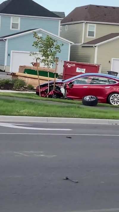 Not extreme but It&rsquo;s the first decently destroyed car I&rsquo;ve seen. (OF)