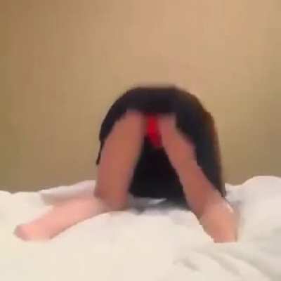 KGBnin en &ccedil;ok hortlatılan efsane g&ouml;t videosu