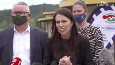 "I'm gonna answer the questions of the accredited media." NZ Prime Minister Jacinda Ardern shuts down press conference after being asked why the COVID vaccine isn't working in Israel.