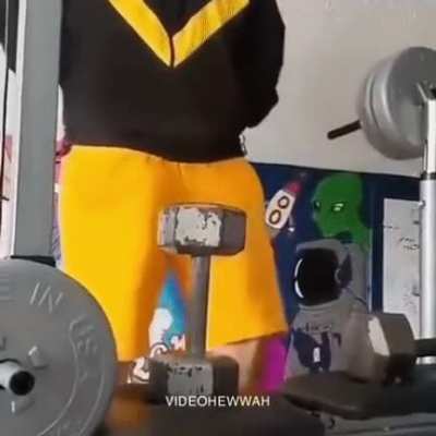 Надо подкачаться