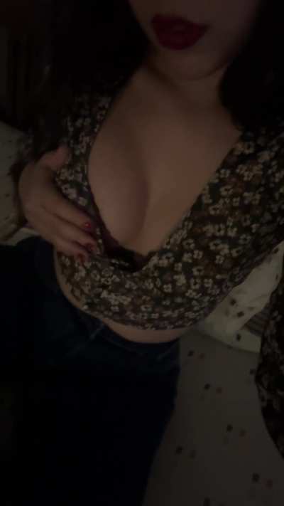 looking for someone as horny as me