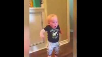 Me when i hear Be careful, enemy molotov. Turn on the 🔊