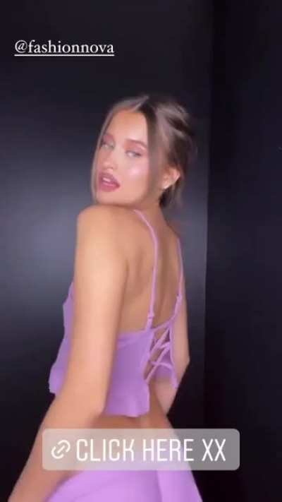 Lexi Wood pokies