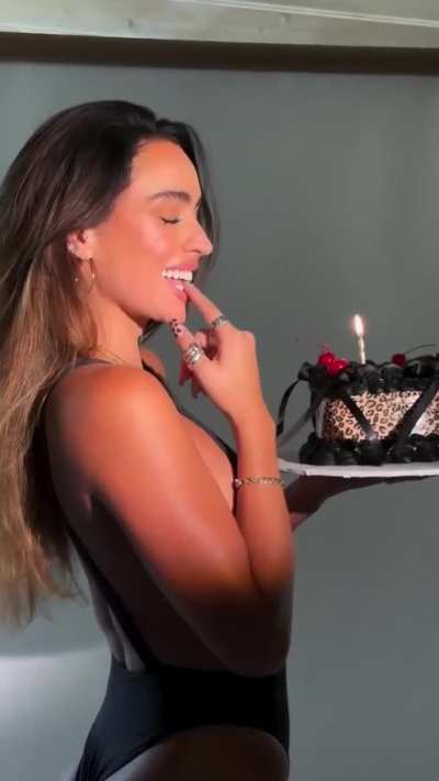 🎉🎂❤️&zwj;🔥