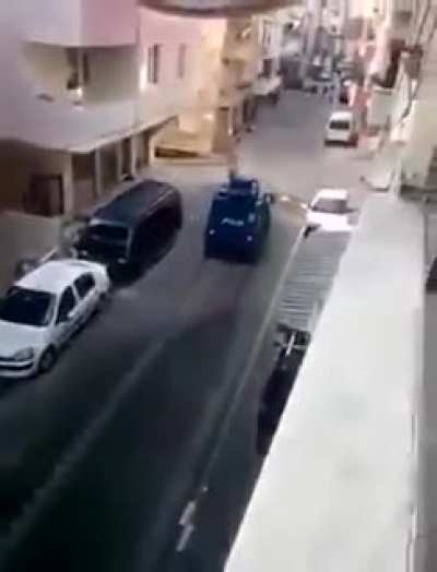 "ermeni! ka&ccedil;ma ermeni!" police calls "dont run away armenian!" in turkey. i think this is funy and fits here. im not supporting racism, armenians and turkishs are brothers