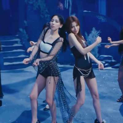 240710 DIVE - Sana &amp;amp; Mina