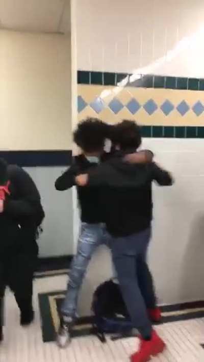 Don&rsquo;t know y they were fighting