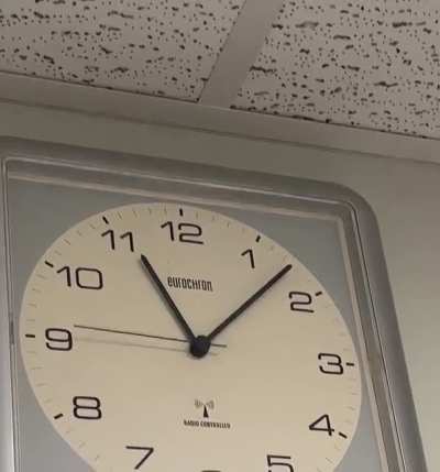[OC]Clock at work malfunctioned, seems like it&lsquo;s time to go home