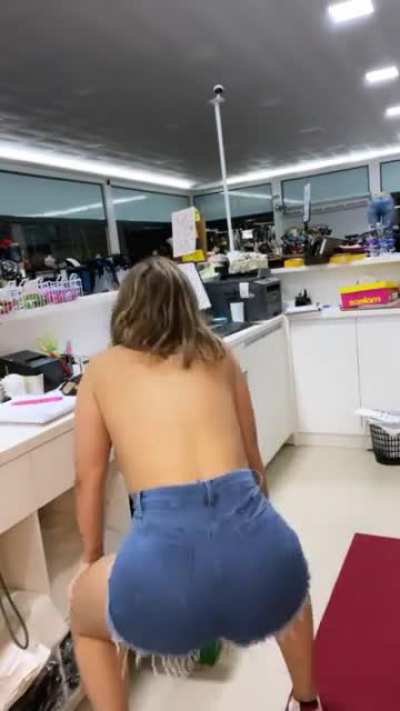 NSFW - Sil Torra