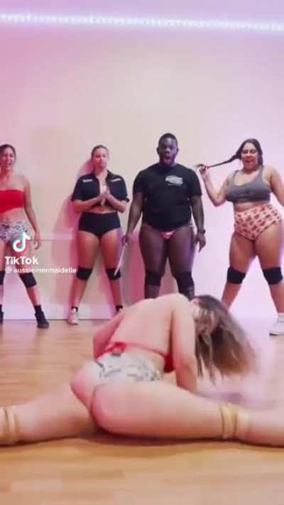 I like how she moves her ass