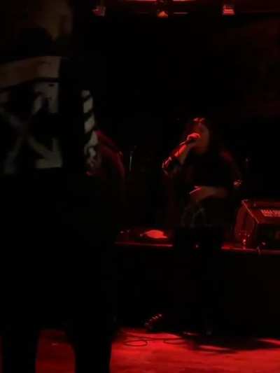 Devil wears Prada (drunk karaoke by me xD)