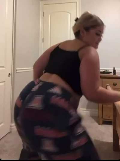 Shaking that ass