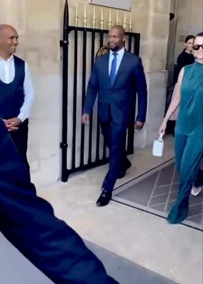 Oui, oui..