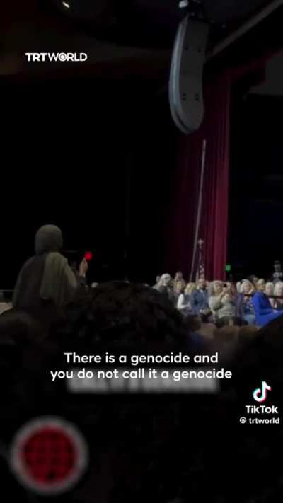 Bernie Sanders confronted at his rally for alleged complicity in the Gaza genocide.