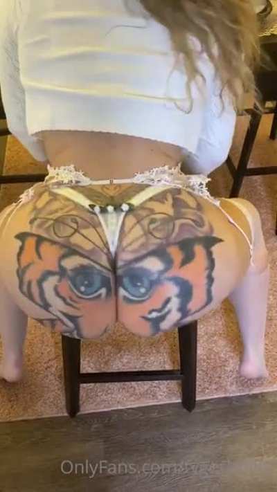 🐅🐅