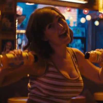 Milana Vayntrub
