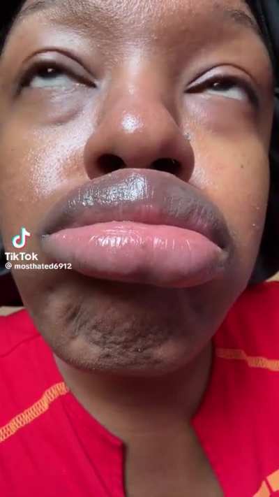 She know exactly what she doing omg😮‍💨😮‍💨
