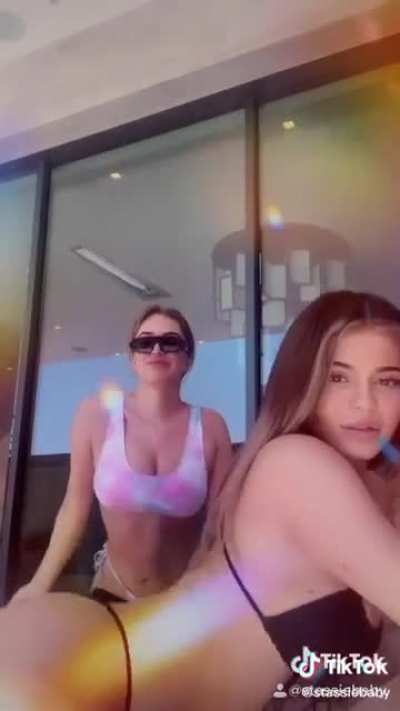 That’s the first time I see Kylie Jenner twerk 😍