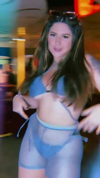 Let&iacute;cia Azevedo