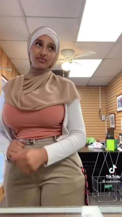 Even the shawl can&rsquo;t hide them