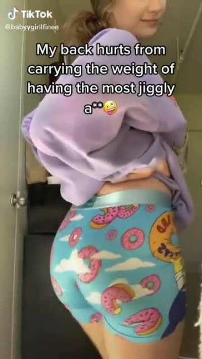 babyygirllfinee jiggle queen 🔥