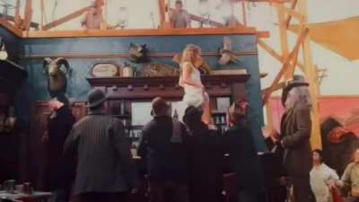 Margot Robbie 👉🏼❤️ In Babylon A Christmas Movie 🎄