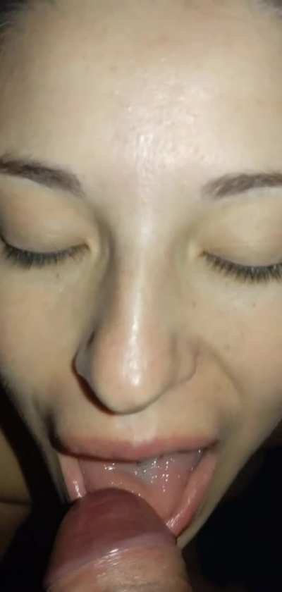 [OC] I'm wide open to receive cum in mouth 😋