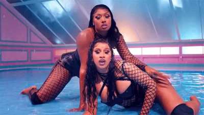 Yaaaass 😍 They’re too sexy together, we must stan 😊