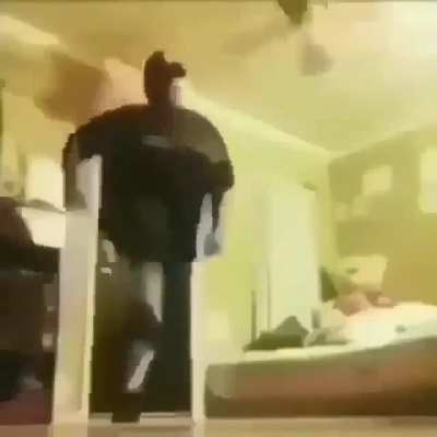 Si no tocas la campana,te perder&aacute;s los videos que yo haga, y encima si te suscribes, me har&aacute;s feliz toda la semana. Ya ponte c&oacute;modo que hoy hay terror y diversion,animatowner eres t&uacute;,animatowner de coraz&oacute;n